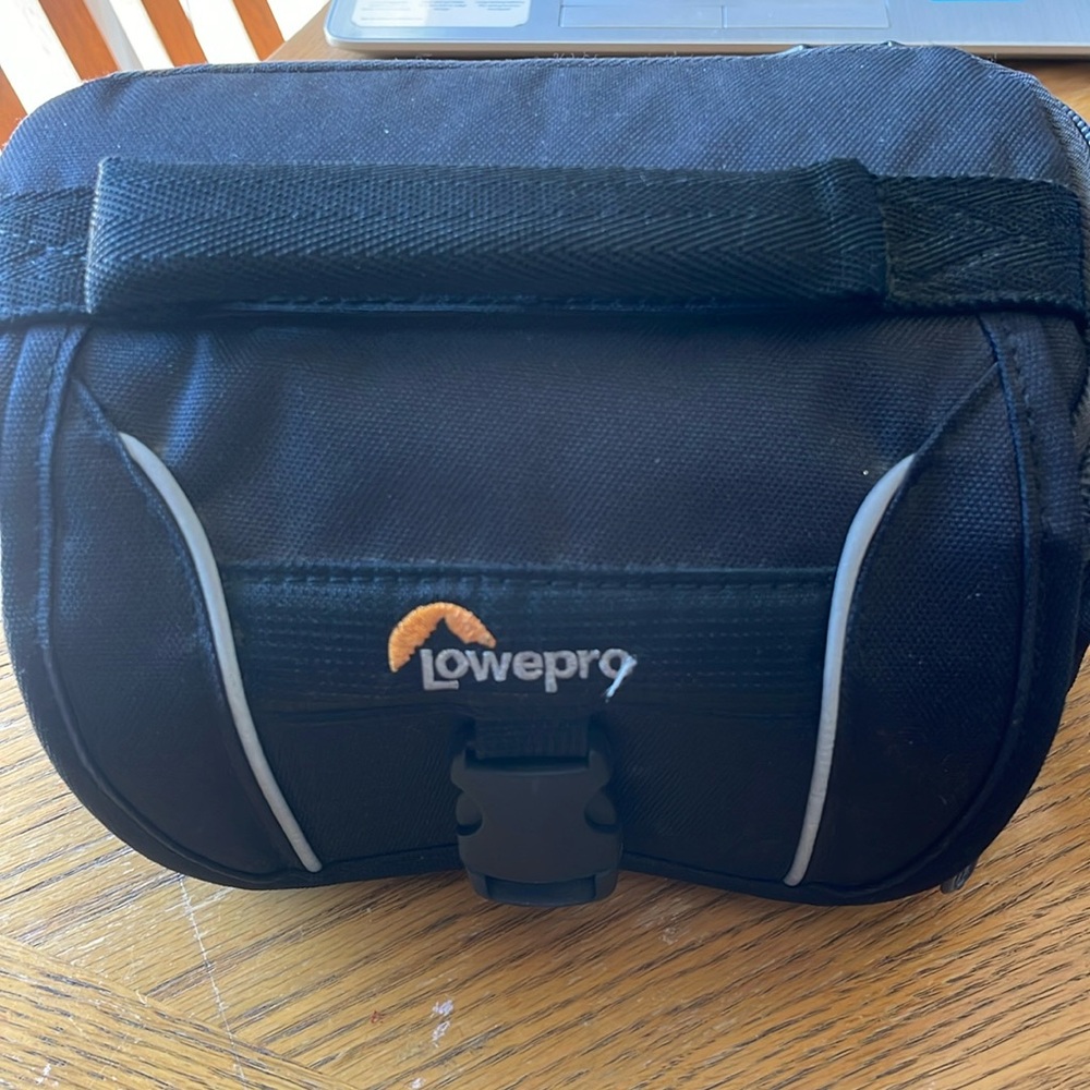 Lowepro Camera Bag New without Tags 8” x 4 1/2” x 4 1/2” with Shoulder Strap